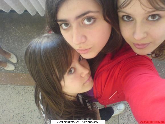 *CoLtUl VeSeL + aLtE nEbUnE* - ioana..yo..mada ..coltul vesel!!! - [♥] PHOTOS WITH FRIENDS [♥]