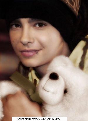 ^^Photos.^^ - tom with teddy bear - [♥] EVERYTHING ABOUT TOM [♥]